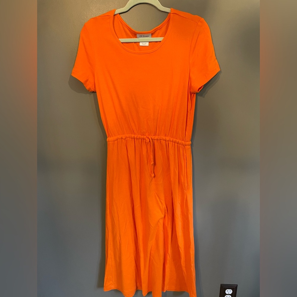 CW classic orange short sleeve midi dress size medium